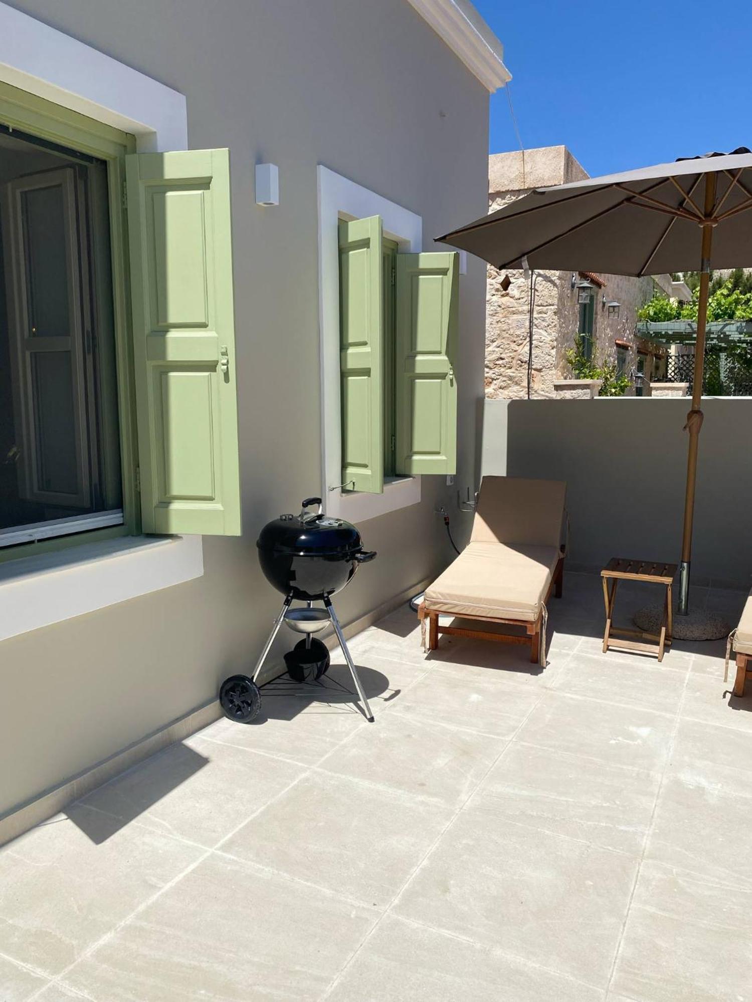 Villa Theoni Chalki Town Exterior foto
